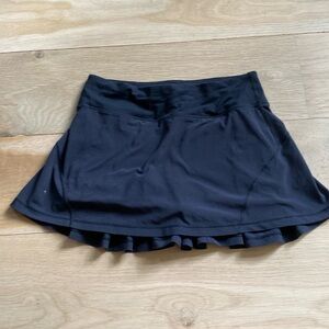 black lululemon tennis skirt